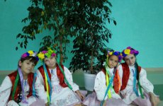 Детский танцевальный ансамбль Сюрприз. Белорусский танец Лявониха 