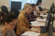Свердловские студенты-медики помогают врачам в борьбе с распространением коронавируса