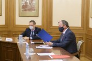 Евгений Куйвашев продолжает консультации о возможностях поэтапного снятия ограничительных мер в Свердловской области