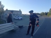 Сотрудники полиции устанавливают обстоятельства ДТП в Слободо- Туринском районе, в котором пострадал ребенок