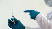 Управление Роспотребнадзора по Свердловской области приняло решение о введении обязательной вакцинации для работников ряда отраслей 