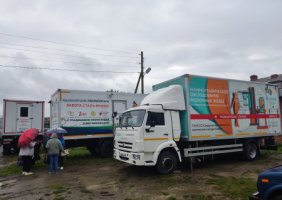 «Десант добра»: в Свердловской области автопоезд здоровья приехал в старейшее село на юге региона