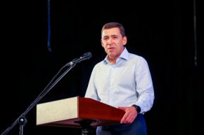 Евгений Куйвашев обсудил с ветеранами предприятий ОПК региональные меры поддержки свердловчан старшего поколения