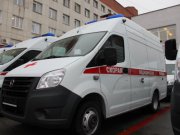 Павел Креков вручил ключи от 28 машин скорой помощи, которые отправятся города и поселки Свердловской области