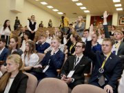 Шестеро уральских школьников примут участие в легендарной телевикторине «Умницы и умники» на Первом канале