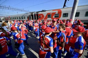 Уральская столица встретила сотню юных героев, путешествующих по России