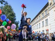 Свердловские школы в этом году примут 50 тысяч первоклассников