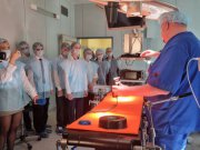 Ученики медицинского класса посетили Областную детскую больницу в рамках профориентационной экскурсии