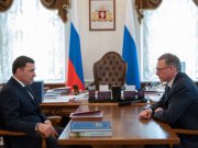 Евгений Куйвашев и Александр Бурков обсудили направления межрегионального сотрудничества в новых экономических условиях