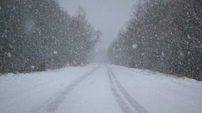  Дорожные службы Свердловской области в связи со снегопадами переведены в режим повышенной готовности