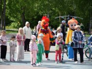 Всероссийская акция «День соседей» объединила около шести тысяч свердловчан
