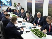 Губернатор Евгений Куйвашев и Посол Республики Беларусь в России Владимир Семашко подтвердили общий курс на углубление сотрудничества