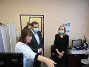 Министр здравоохранения РФ Михаил Мурашко оценил потенциал развития медицинской промышленности в Свердловской области   