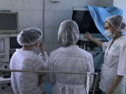 Школьники в Артёмовском учатся оперировать и знакомятся с новым медицинским оборудованием