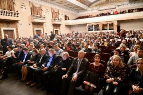 Награды губернатора Свердловской области получили активисты профсоюзного движения региона