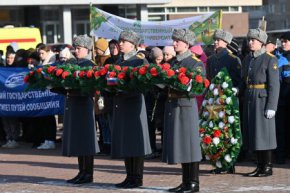 Память свердловчан, исполнивших служебный долг за пределами Отечества, почтили в Екатеринбурге