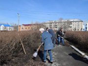 Весенние субботники в городах Свердловской области прошли на объектах нацпроекта «Жилье и городская среда»