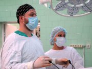 Свердловские хирурги первыми в стране избавили пациента от гигантской аневризмы лапароскопическим методом