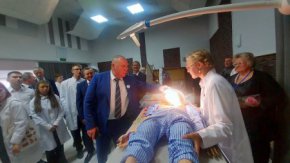 Проект «Медицинские классы Свердловской области», инициированный Евгением Куйвашевым, успешно стартовал в регионе