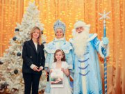 Евгений Куйвашев исполнил новогоднее желание юной свердловчанки, мечтавшей о походе в аквапарк