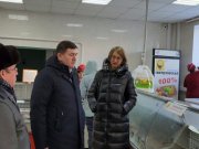 Власти Свердловской области держат на контроле доступность мяса птицы и куриного яйца для жителей региона